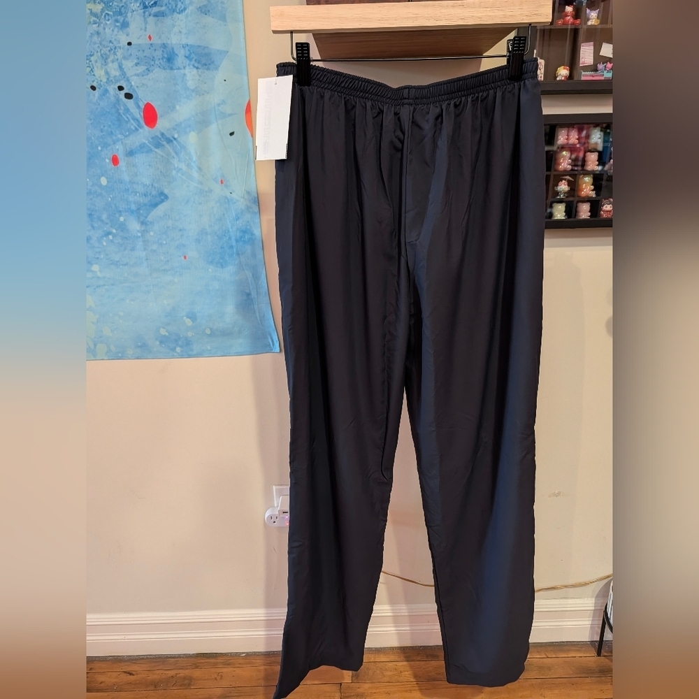 NWT Tags Men's 'Navy' Running Pants (M, Short) - Picture 5 of 5